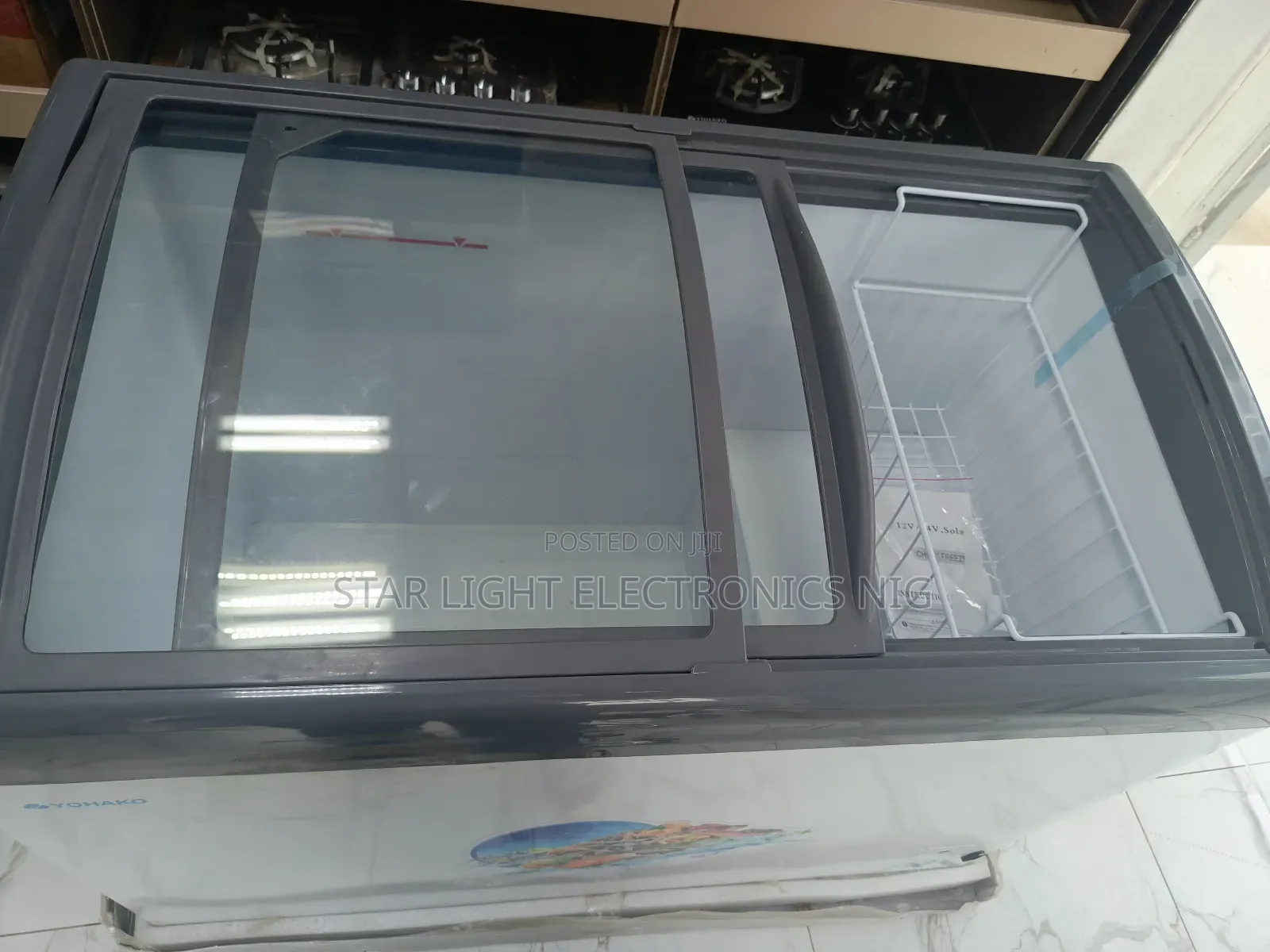 Show Case Freezer Solar 290 Liters