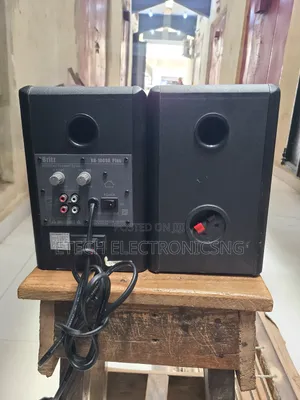 Britz 4.5 Powered Studio Monitor Speaker