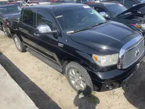 Toyota Tundra Double Cab 4x4 Limited 2011 Black
