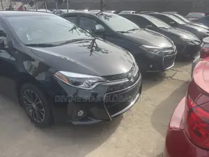 Toyota Corolla 2015 Black