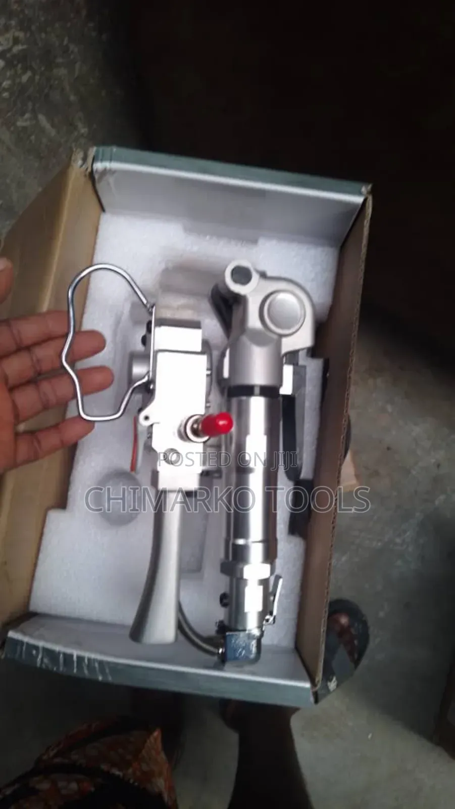 Pneumatic Banding Machine