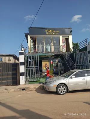 Furnished 5bdrm Block of Flats in Ahmadiyya Hospital, Abule Egba