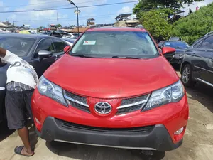 Toyota RAV4 Limited 4dr SUV (2.5L 4cyl 6A) 2015 Red