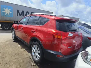Toyota RAV4 Limited 4dr SUV (2.5L 4cyl 6A) 2015 Red