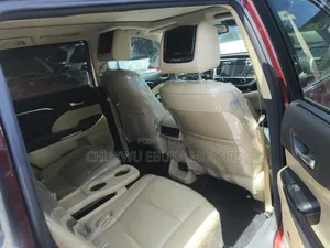 Toyota Highlander Limited V6 4x2 (3.5L 6cyl 6A) 2016 Red