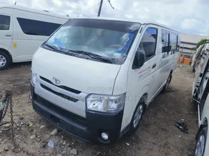 Toyota HiAce 2012 White