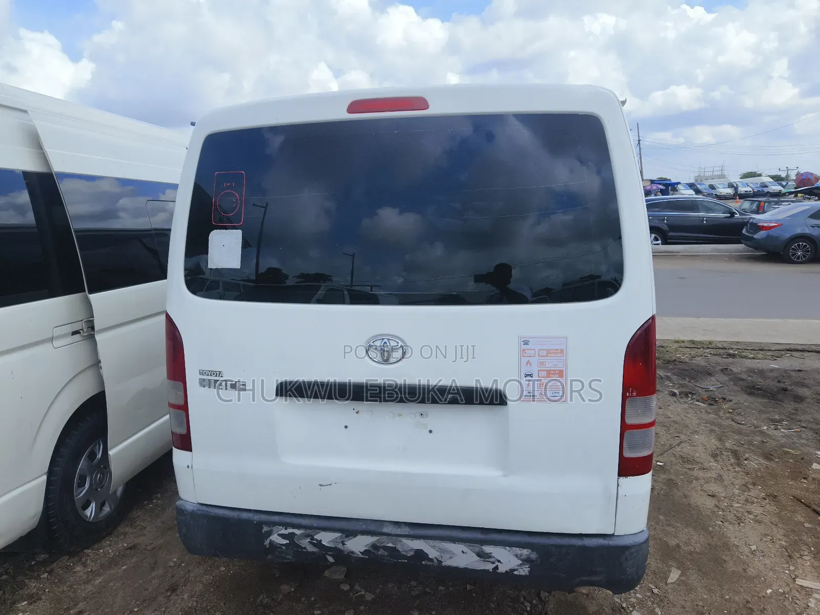 Toyota HiAce 2012 White