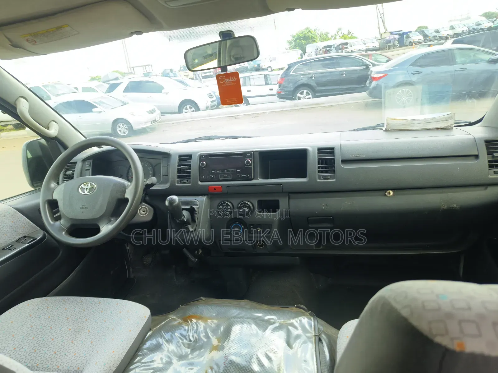 Toyota Grand HiAce 2015 White