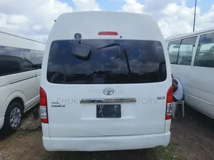 Toyota Grand HiAce 2015 White