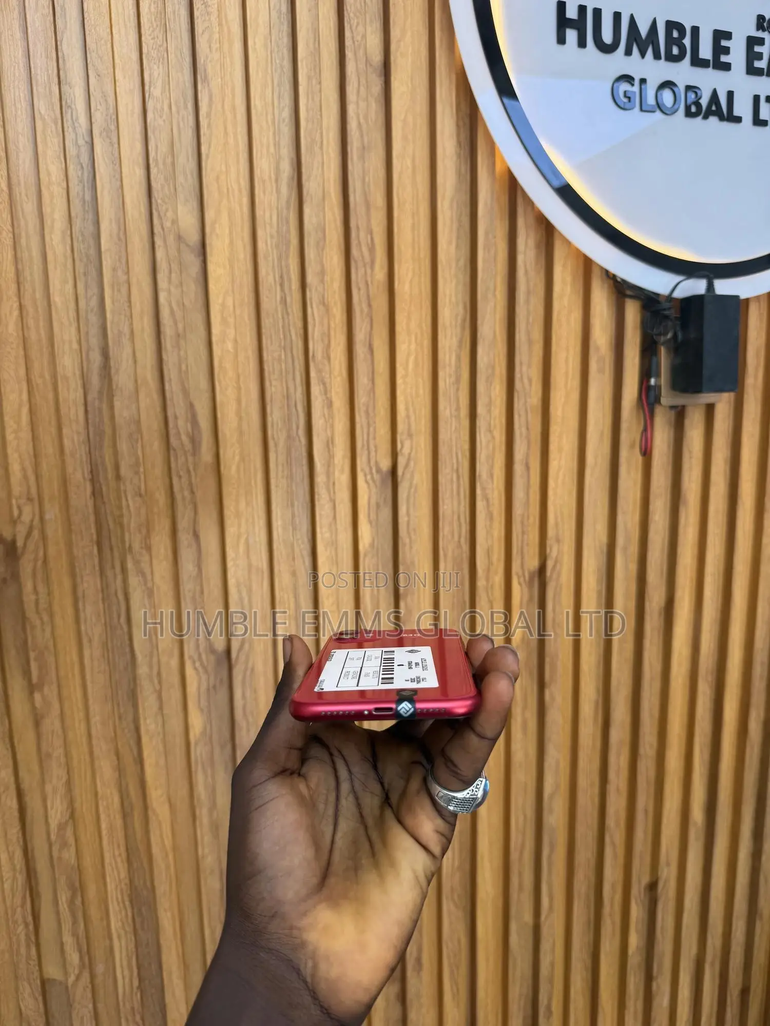 New Apple iPhone 11 64 GB Red
