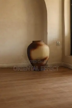 Camelot Pot (Smoked Granite)