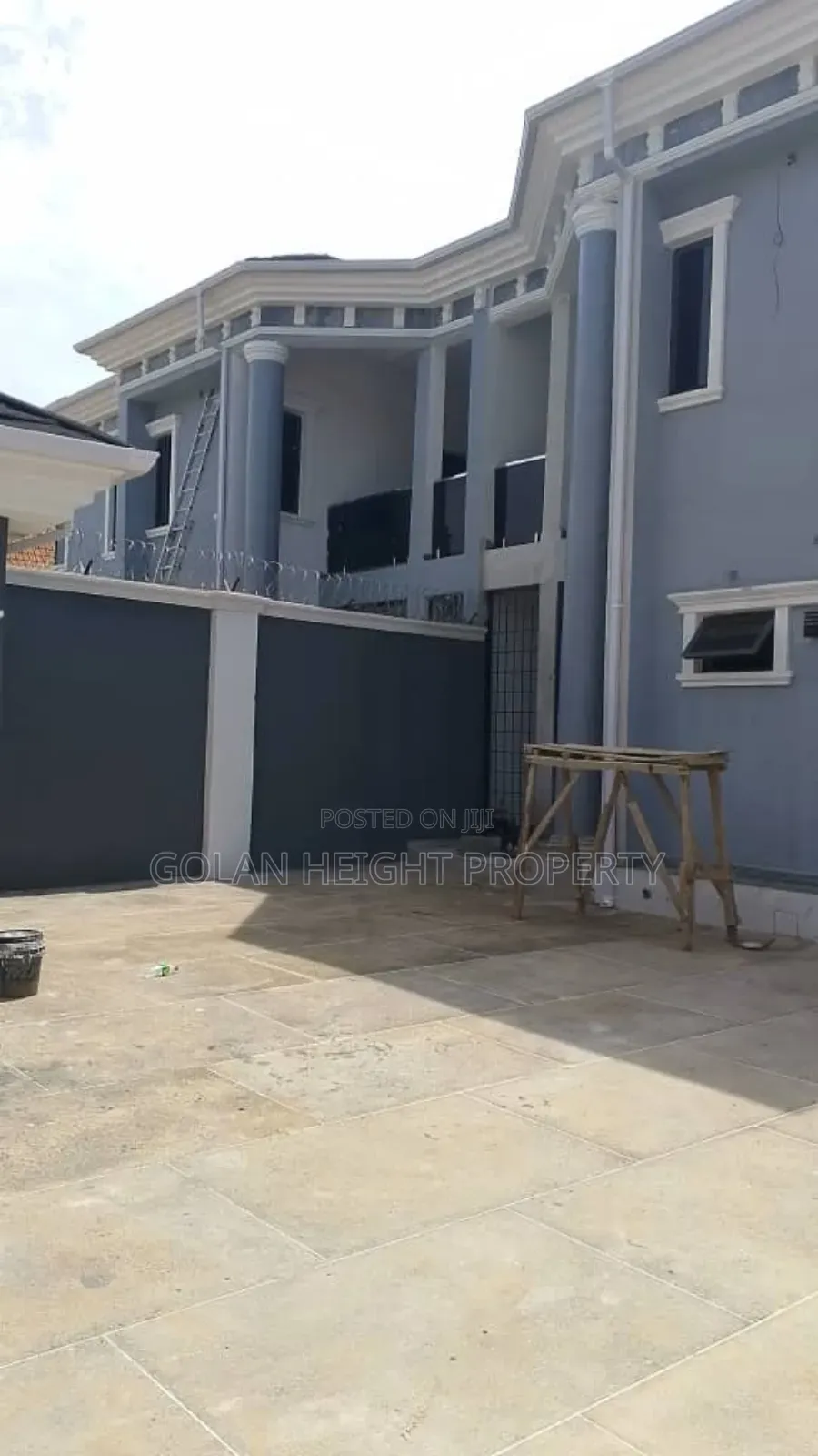 5bdrm Duplex in Apo for rent