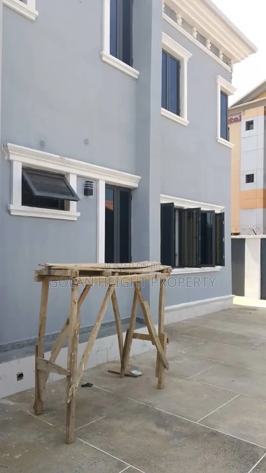 5bdrm Duplex in Apo for rent