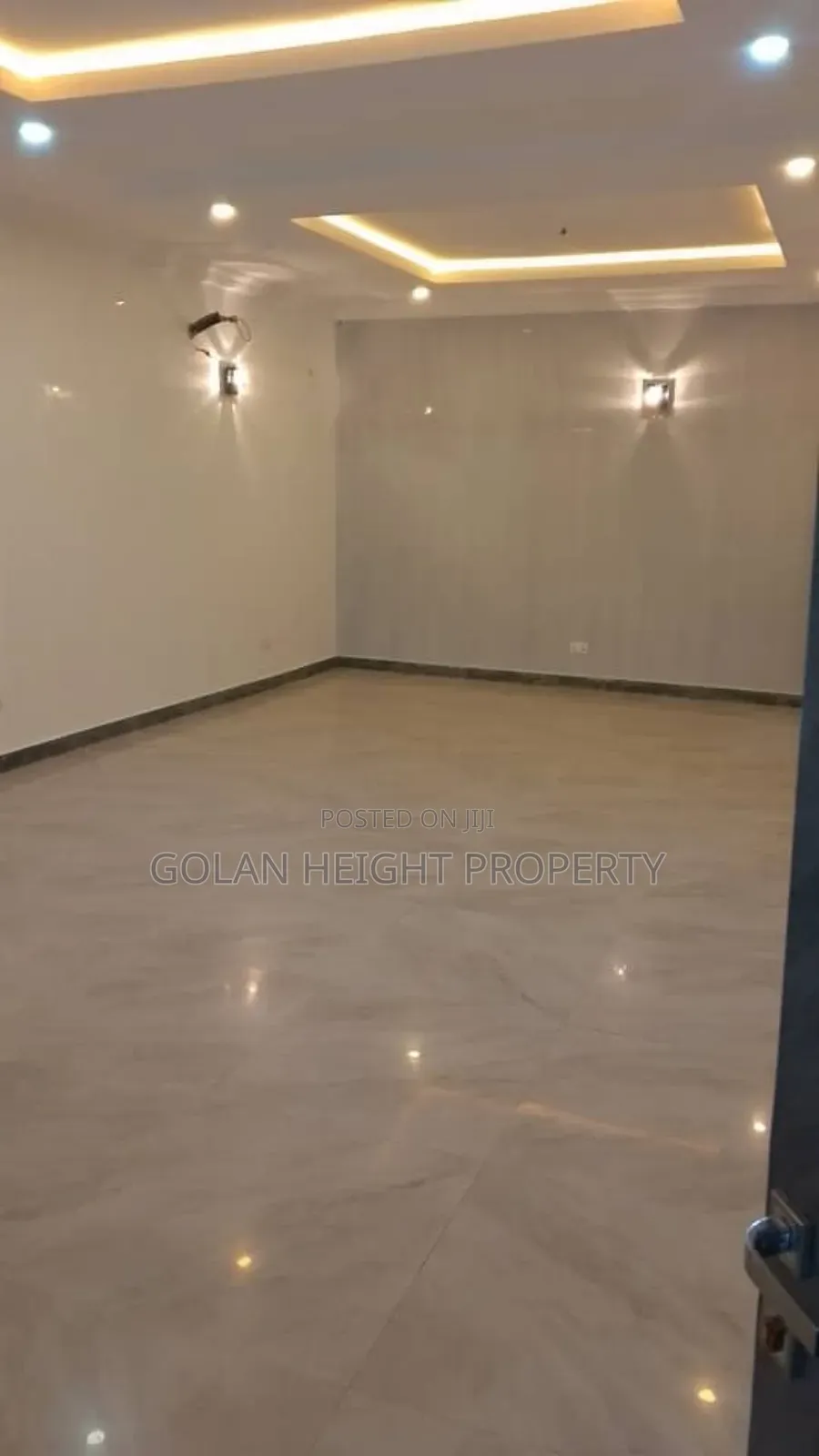 5bdrm Duplex in Apo for rent