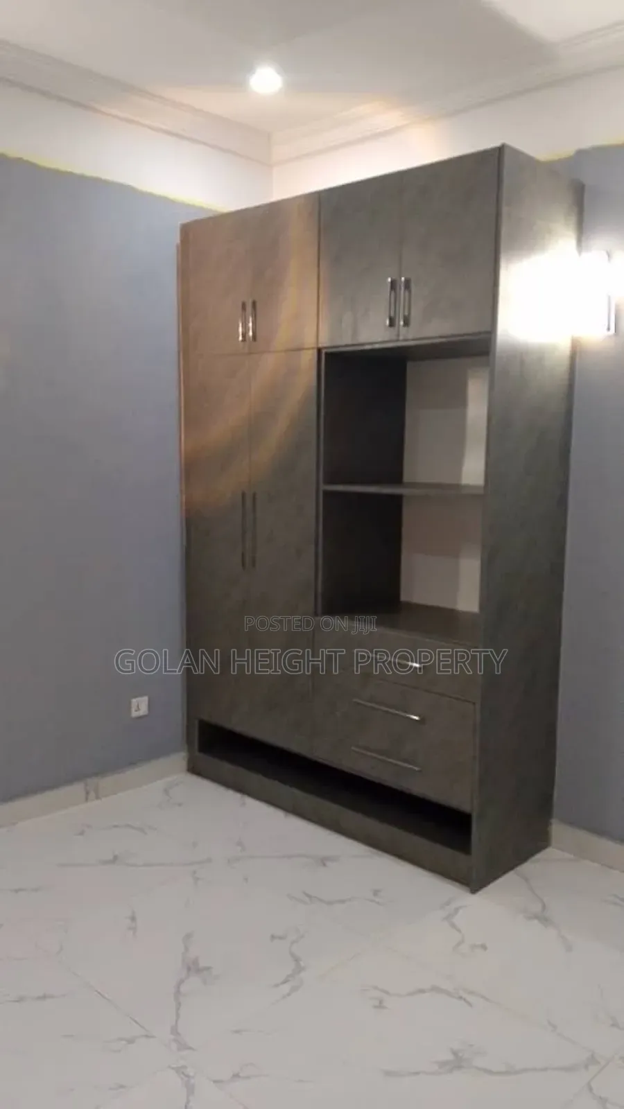 5bdrm Duplex in Apo for rent