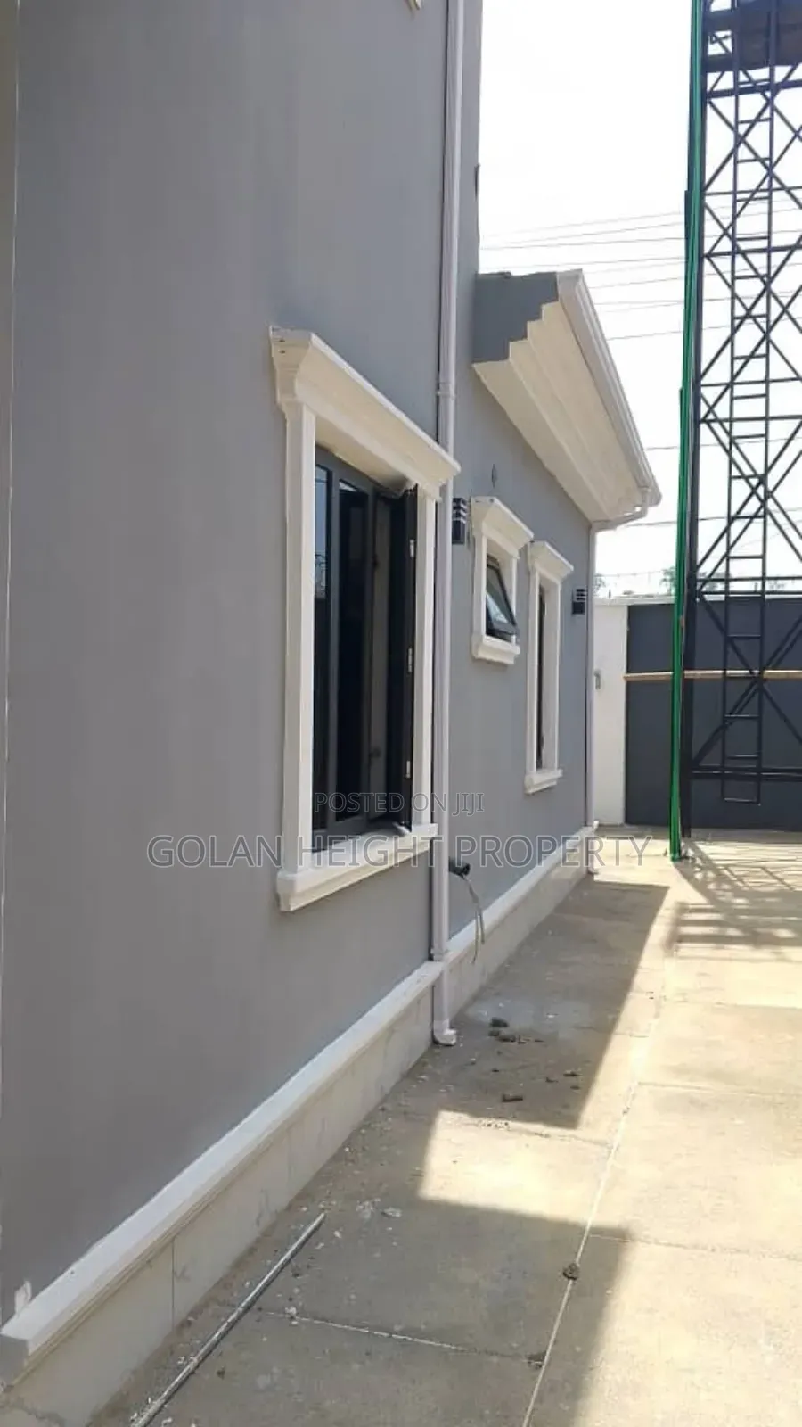 5bdrm Duplex in Apo for rent