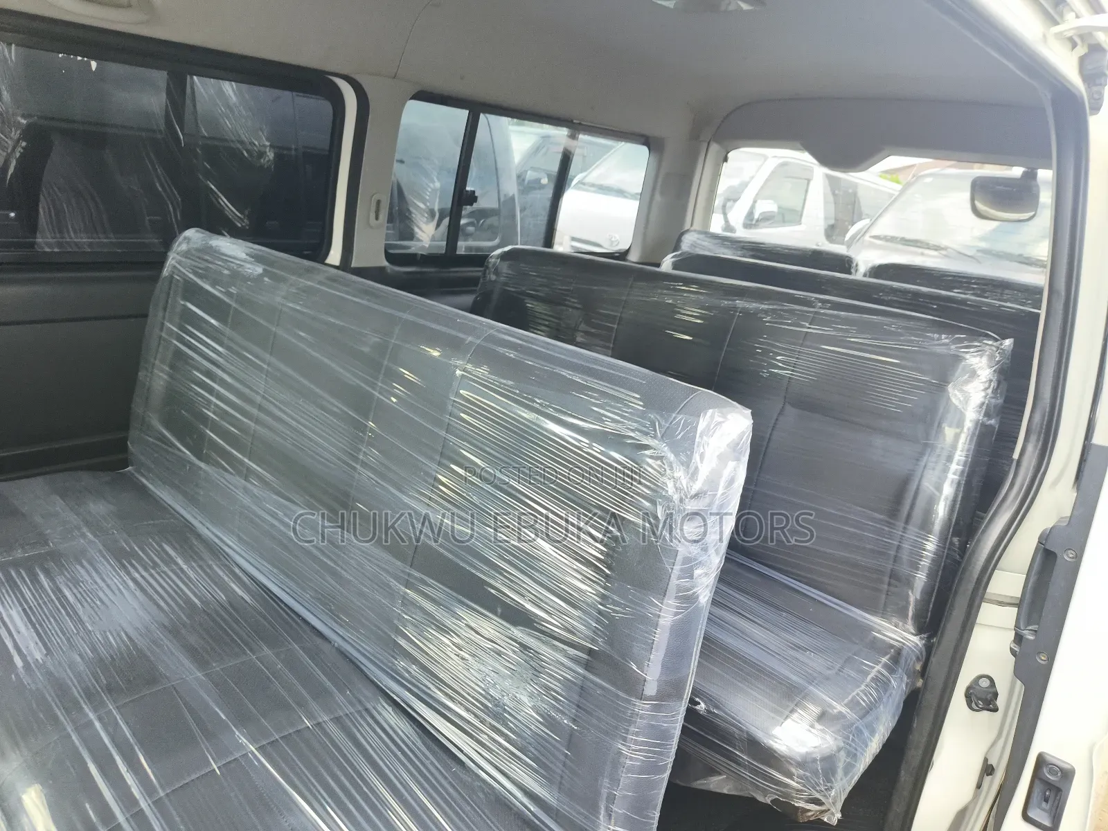 Toyota Grand HiAce 2014 White