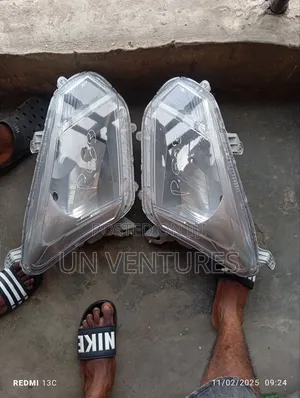 Head Light Isuzu D-Max 2015