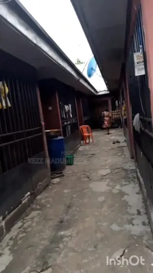 9bdrm Block of Flats in Rumuaghulu , Port for sale