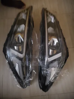 Head Light Hyundai Tucson