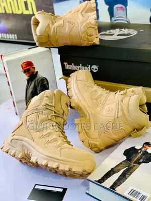 Uzmk Luxury Boots