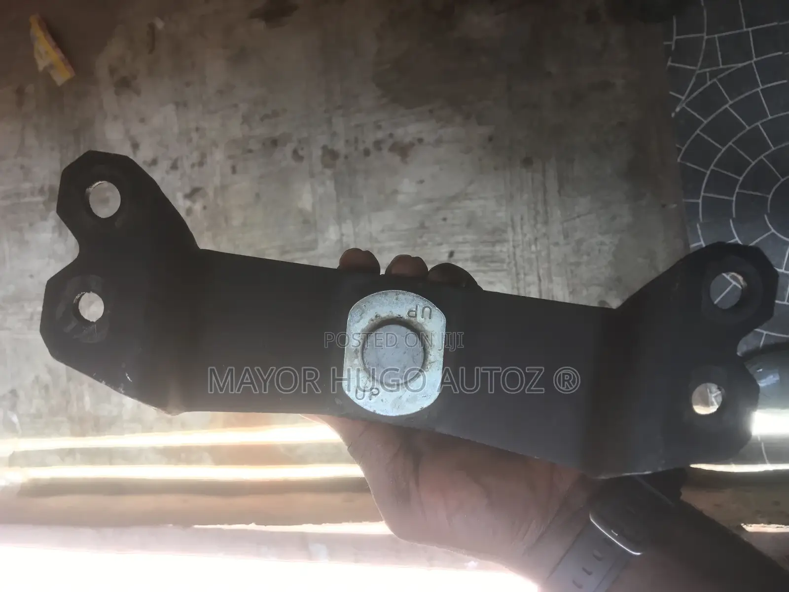 Engine Seat Hilux