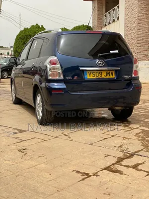 Toyota Corolla Verso 1.8 2009 Gray