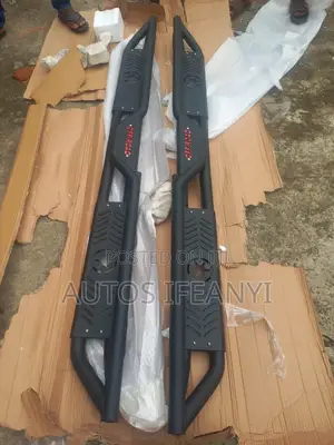 Side Step for Toyota Tacoma and Tundra Available Dm