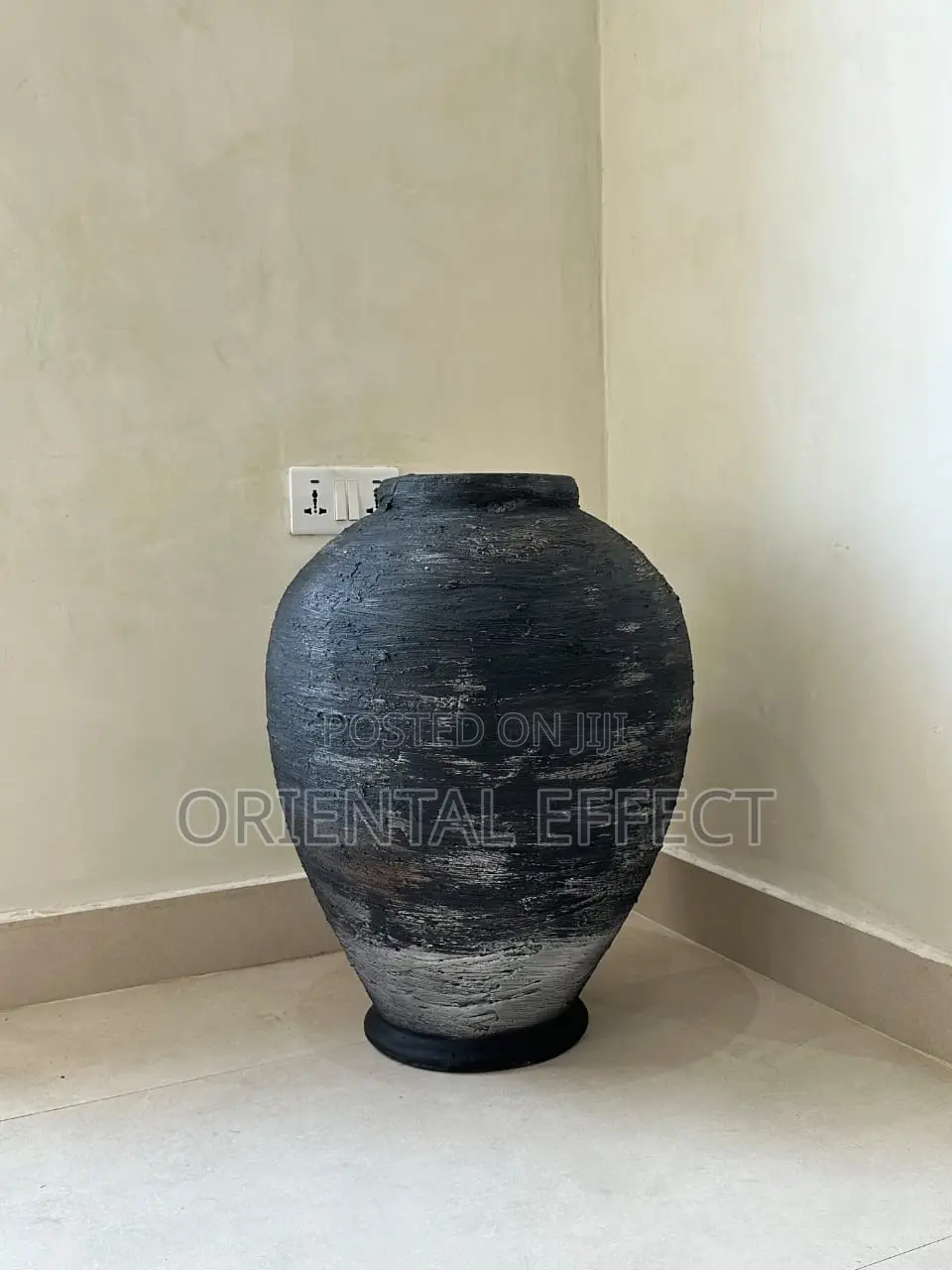 Camelot Pot (Black Sandblast)