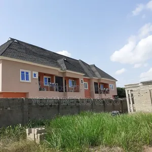 2bdrm Block of Flats in Coca Cola Estate, Obafemi-Owode for sale