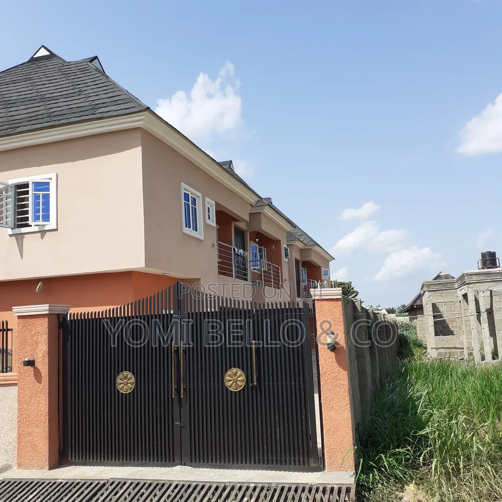 2bdrm Block of Flats in Coca Cola Estate, Obafemi-Owode for sale