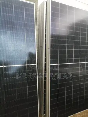 Jinko 600 Watts Panel