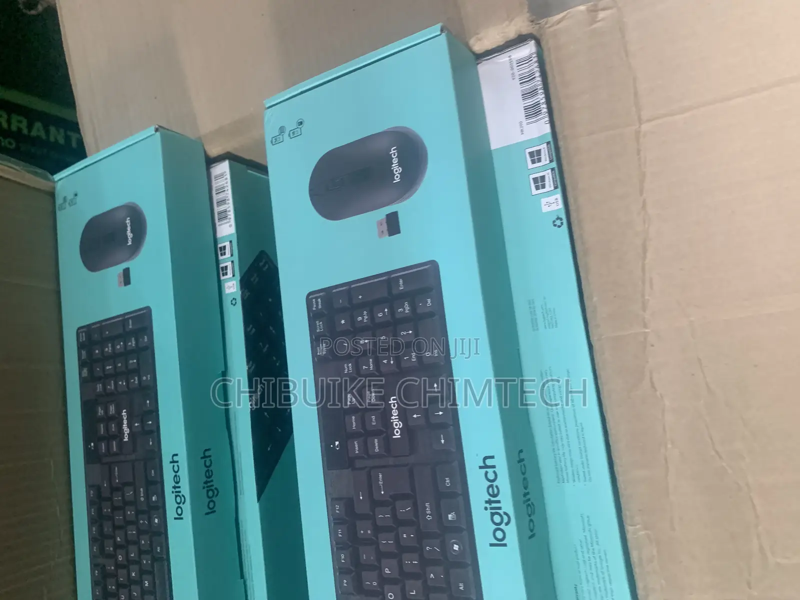 Logitech Wireless Keyboard and Mouse Mk290