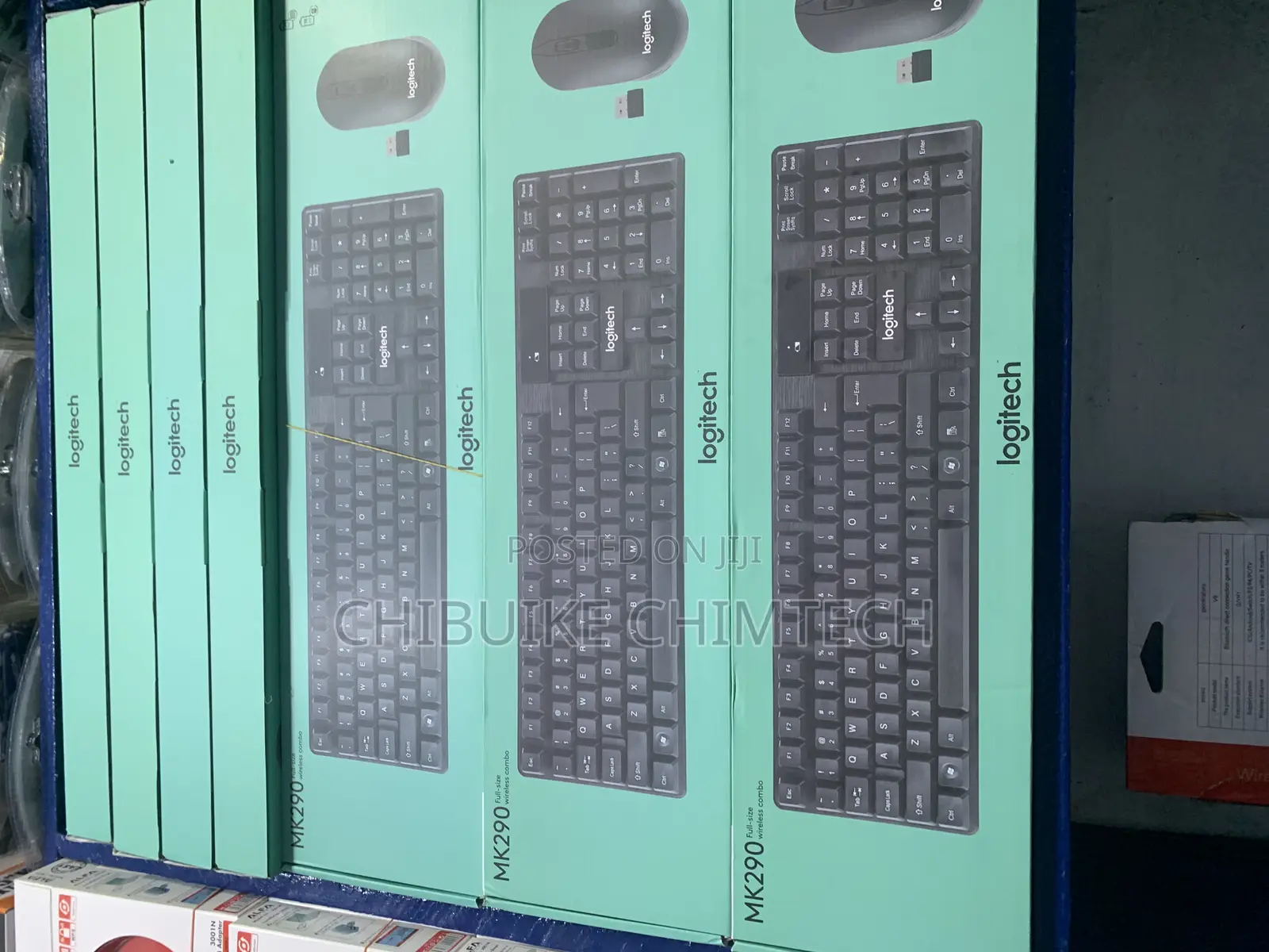 Logitech Wireless Keyboard and Mouse Mk290