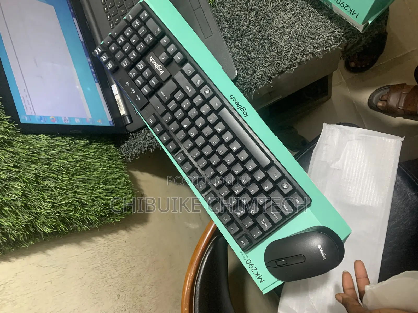 Logitech Wireless Keyboard and Mouse Mk290