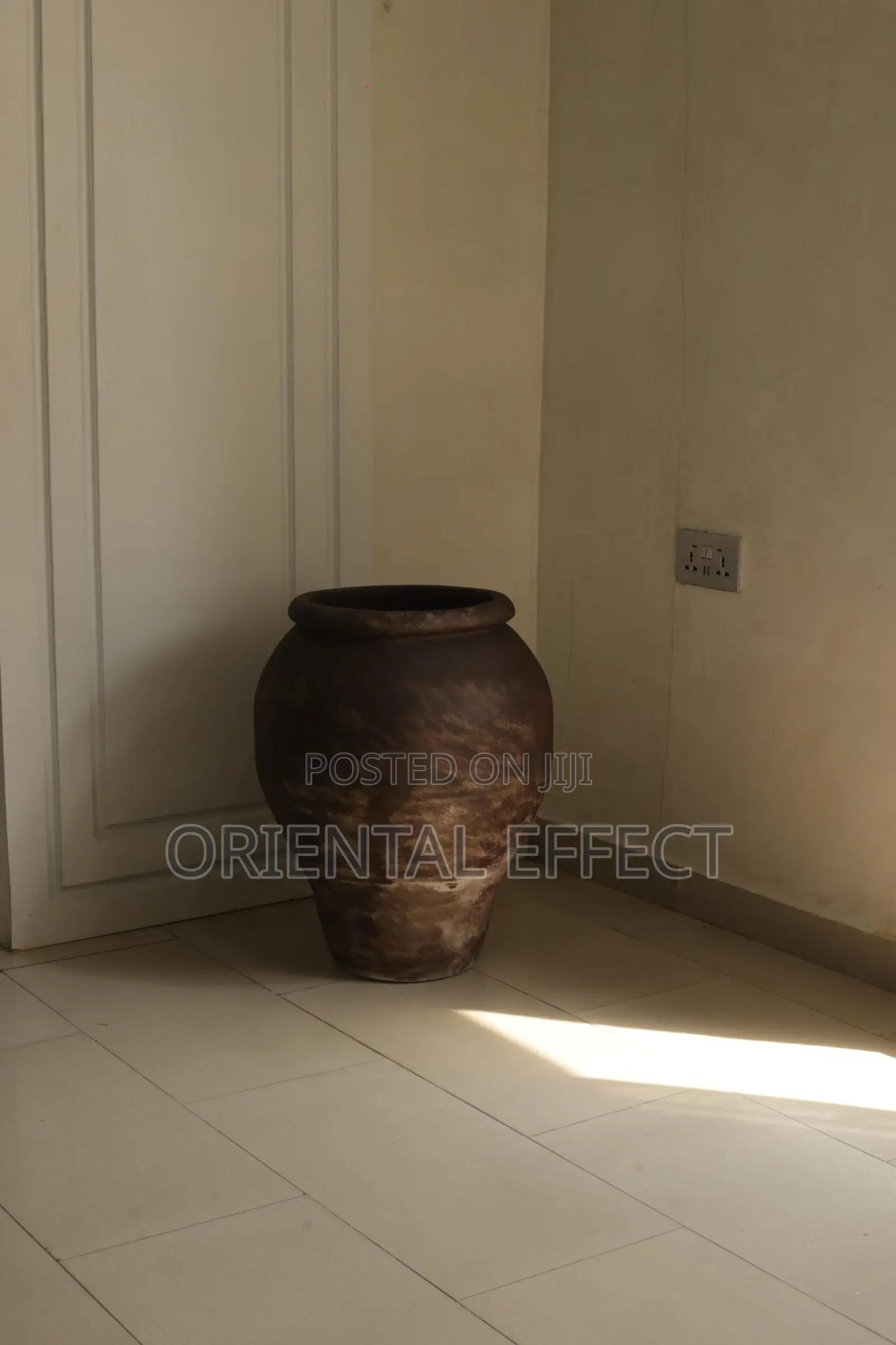 Pithari Pot (Smoked Brown)