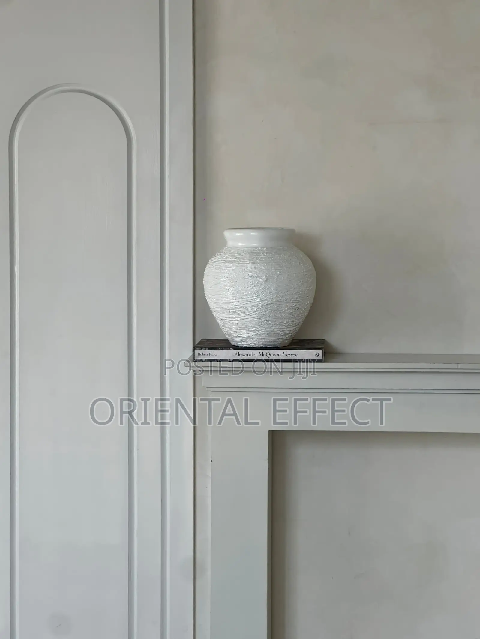 Medina Vase (White Texture)