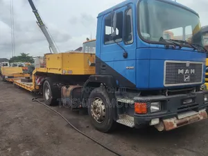 Low Bed Truck