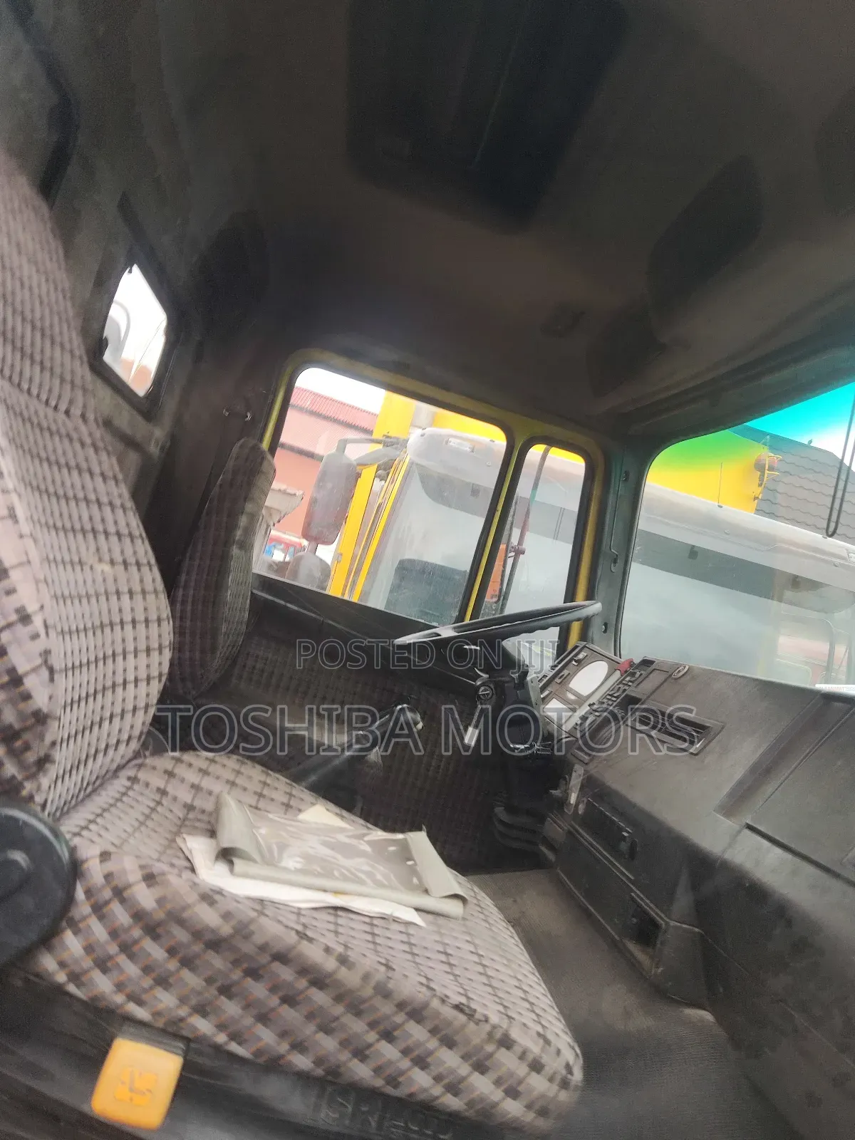Low Bed Truck