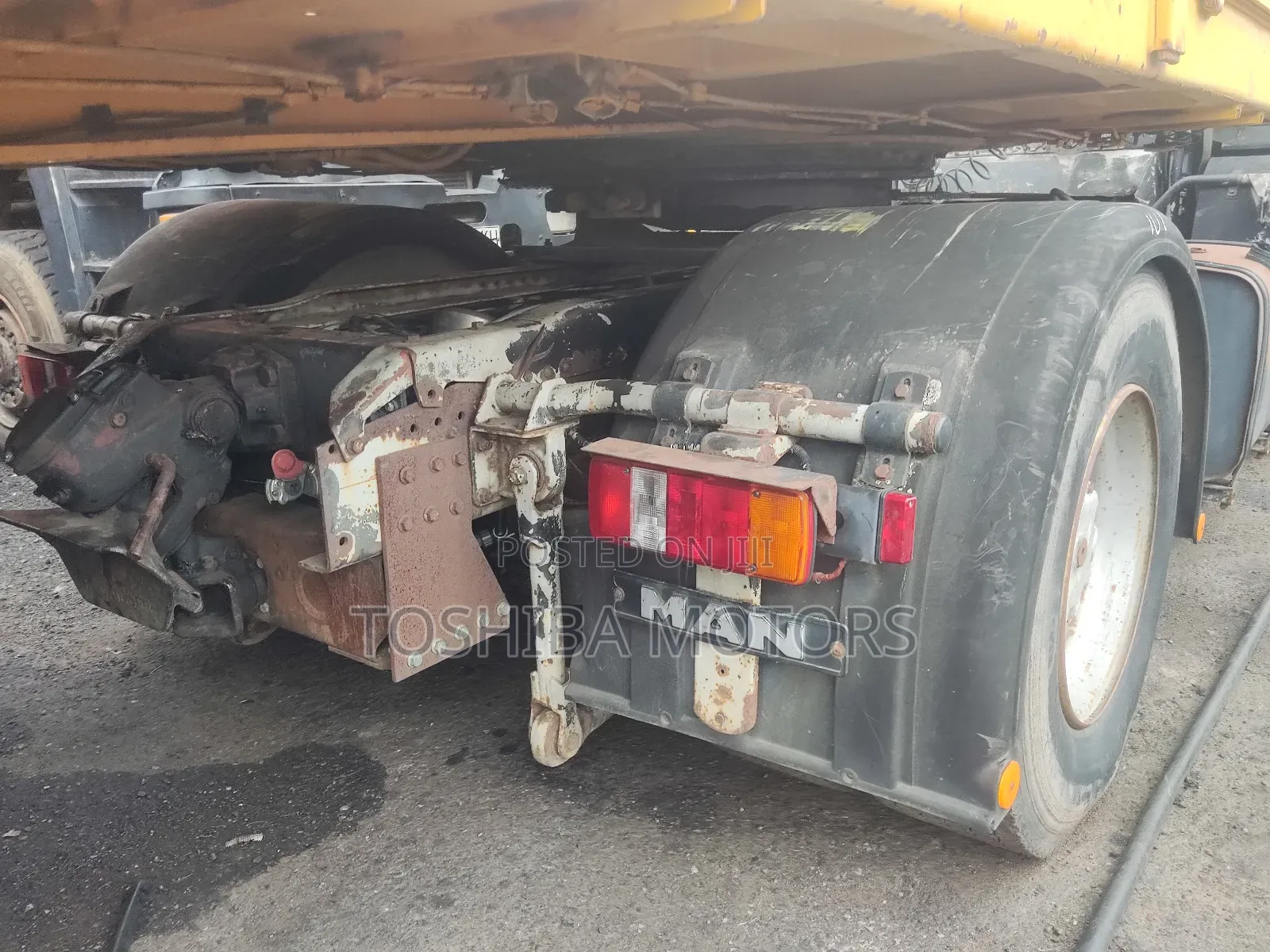 Low Bed Truck