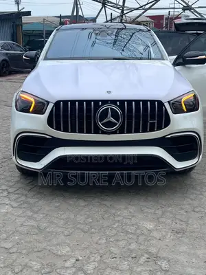 Photo - Mercedes-Benz GLE-Class AMG GLE 63 S 4MATIC 2021 White