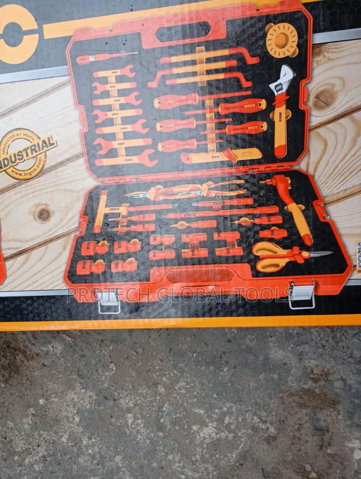 Fully Insulated Electrical Tools Set