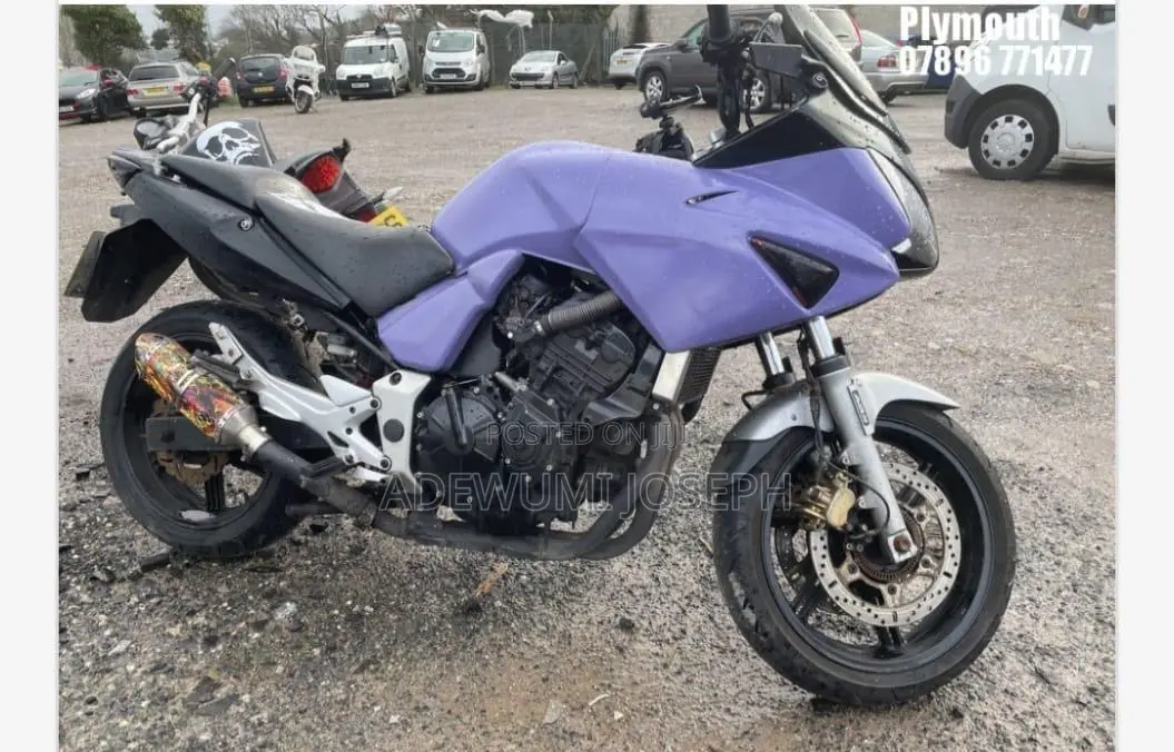Honda 2006 Purple