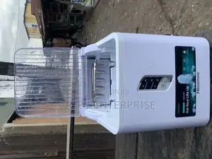 Ice Cube Maker
