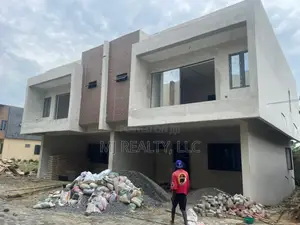 4bdrm Duplex in Sangotedo for sale