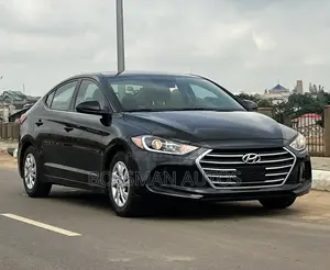 Photo - Hyundai Elantra SE 2018 Black