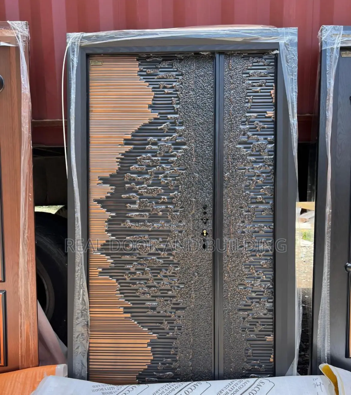 High Quality German Copper Cast Door .