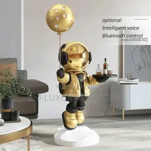 Whosale Spaceman Sculpture for Living Room