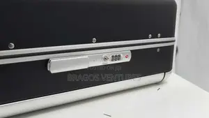 1pc Luxury Box With Lock