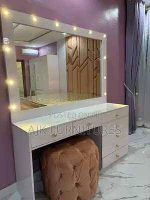 Unique Dressing Set